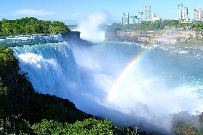 Niagara Falls Express Tour from NYC  US & Canada in One Day - An Overview of the Tour Experience