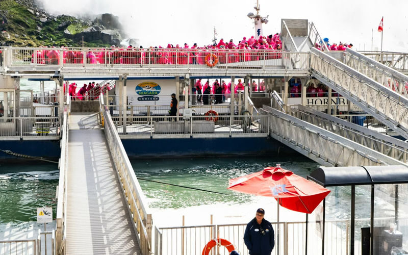 Niagara Falls Full-Day Bus Tour from Toronto with Cruise - Key points to know