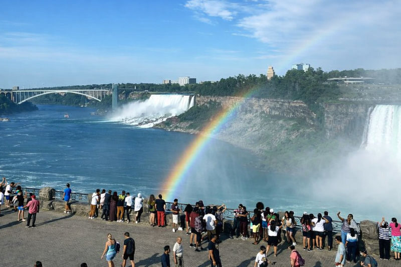 Niagara Falls Full-Day Tour With Skylon Tower - The guide can shape the day