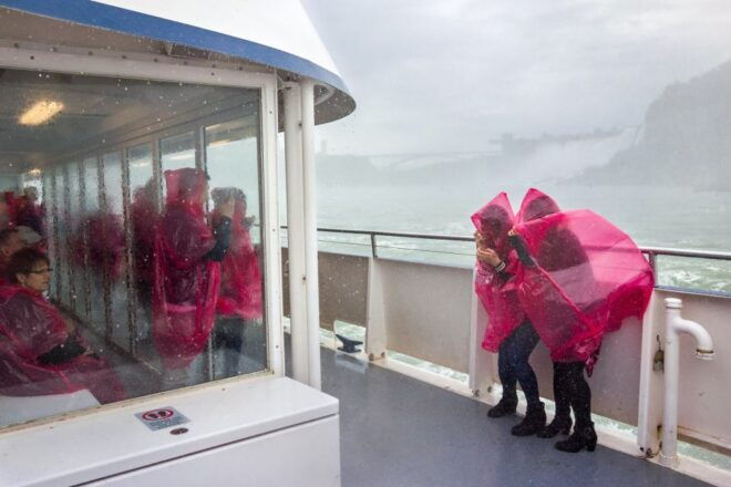 Niagara Falls: Guided Falls Tour With Dinner and Fireworks - General Information