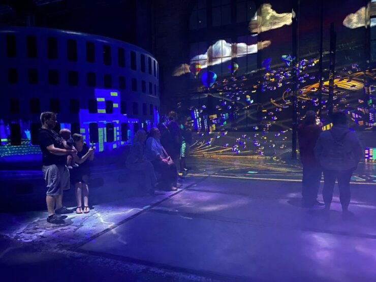 Niagara Falls: Illumination VIP Tour With Dinner & Fireworks - Booking Information
