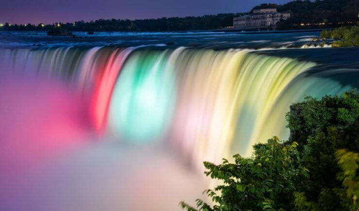 Niagara Falls: Illumination VIP Tour With Dinner & Fireworks - Pickup Details