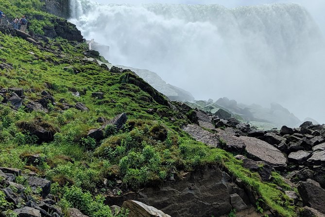 Niagara Falls in 1 Day: Tour of American and Canadian Sides - Tips for a Memorable Experience