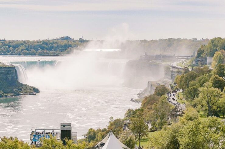 Niagara Falls, ON: Helicopter Ride With Boat & SkylON Lunch - Highlights