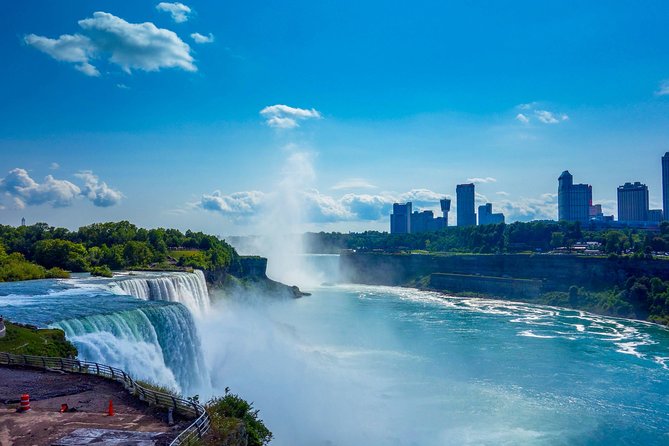 Niagara Falls One Day Tour From NY - Weather and Minimum Travelers