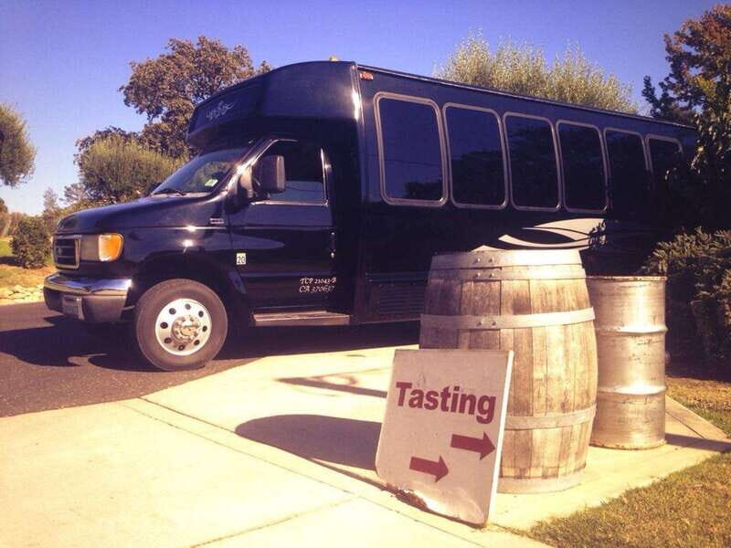 Niagara Falls: Public Niagara Wine Tour with Transportation - An In-Depth Look at the Tour Itinerary