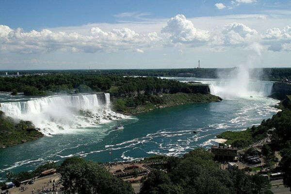 Niagara Falls Tour From Toronto With Optional Boat Cruise - Comfort and Convenience