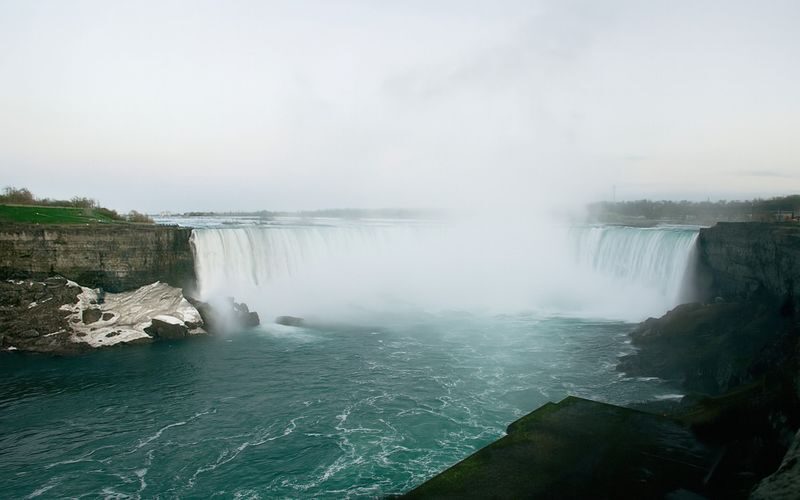 Niagara Falls tour with Maid of the Mist boat ride - The Maid of the Mist is the reason to go