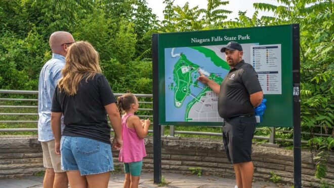 Niagara Falls: USA and Canada Tour With Boat Cruise + Lunch - Explore Natural Beauty and History
