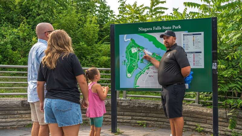 Niagara Falls: USA/Canada Tour with Boat Cruise and Lunch - A Detailed Look at the Niagara Falls Tour