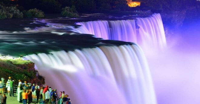 Niagara Falls, USA: Day & Night Small Group Tour With Dinner - Maid of the Mist Boat Ride