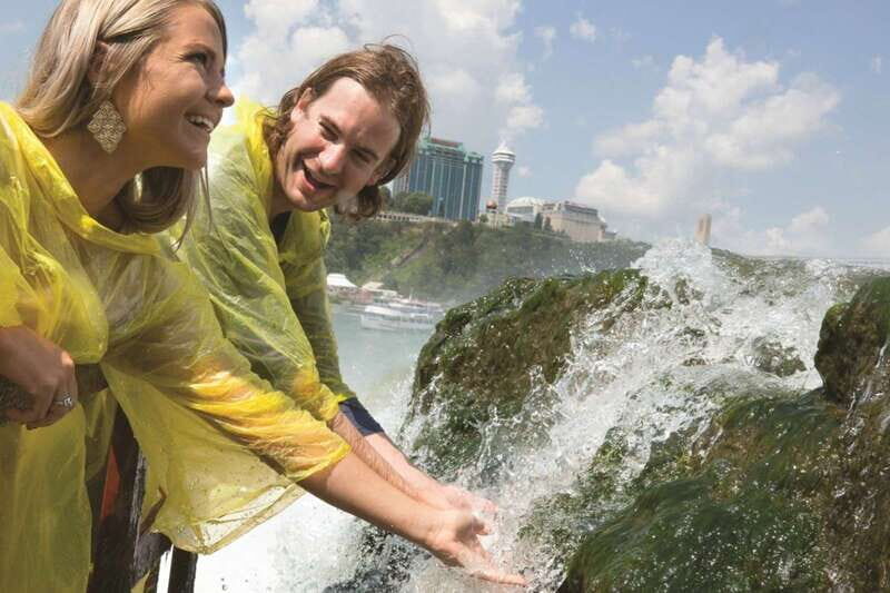 Niagara Falls, USA: Illumination Tour with Maid of the Mist - The Sum Up