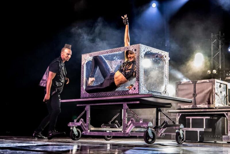 Niagara Falls, USA: Magic Theatre - Illusionist Leon Etienne - Why Choose This Experience?