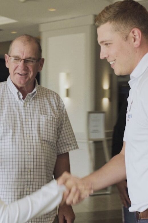 Niagara Falls Walking Tour with Maid of the Mist & Cave - The Guide Experience