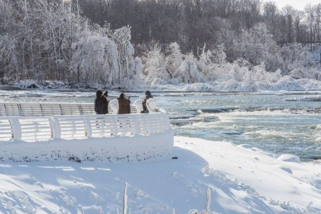 Niagara Falls: Winter Wonderland Multinational Excursion - Discovering the Canadian Side of Niagara Falls