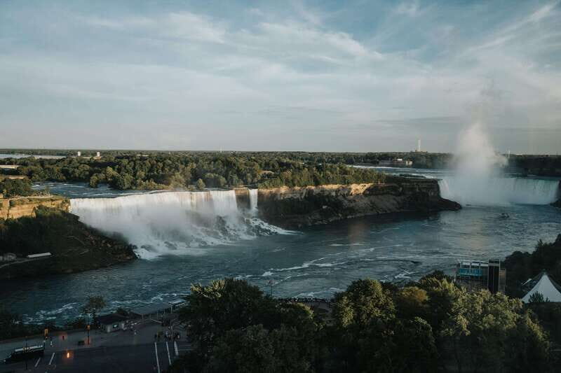 Niagara: Proposals in Niagara Falls & Niagara-on-the-Lake - The Pricing and Value