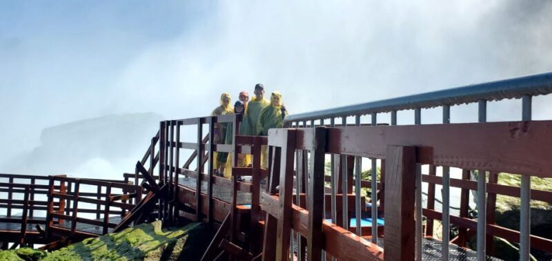 Niagara, USA: Cave of the Winds Adventure Winter Tour - How It Compares to Other Tours