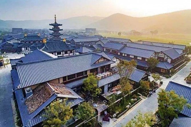 Nianhua Bay Private Half-Day Tour From Wuxi - Weather Considerations