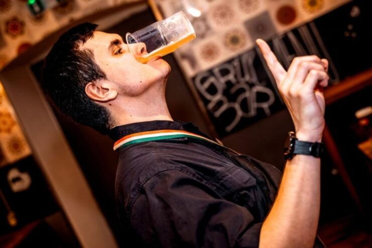 Nice: New Years Eve Pub Crawl With Shots and VIP Club Entry - Event Details