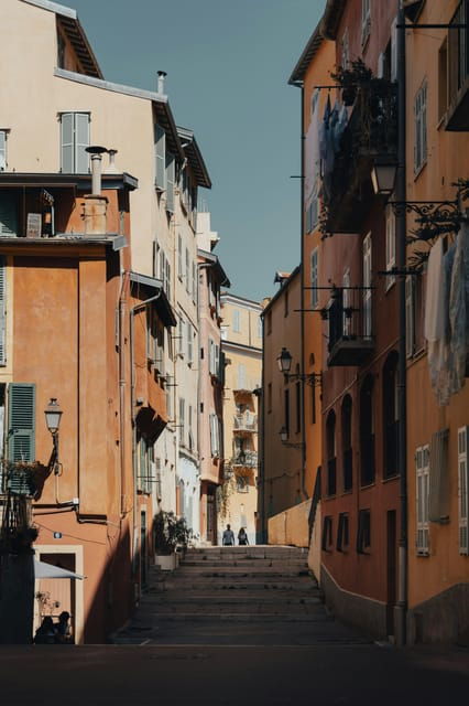 Nice Noir: Exclusive Private Guided Walking Adventure - Tips for Your Adventure