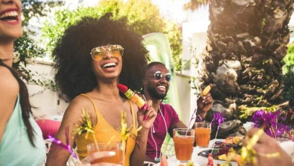 Nice: Pub / Bar Crawl Group Size 6 Person - Tips for Enjoying Your Crawl