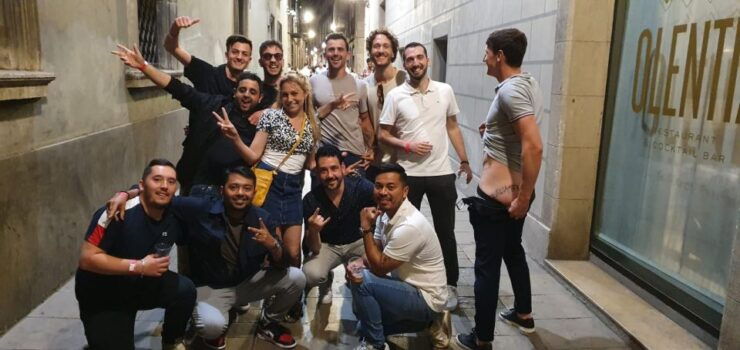 Nice: Pub Crawl Party With VIP Entry and Free Shots - Experience