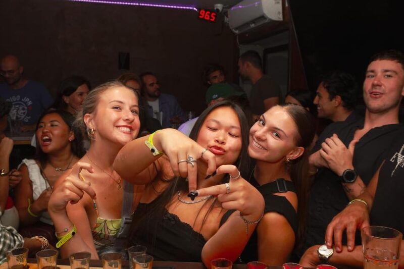 Nice :Pub Crawl With 6 Free Shots and VIP Bars&Club Access - Good To Know
