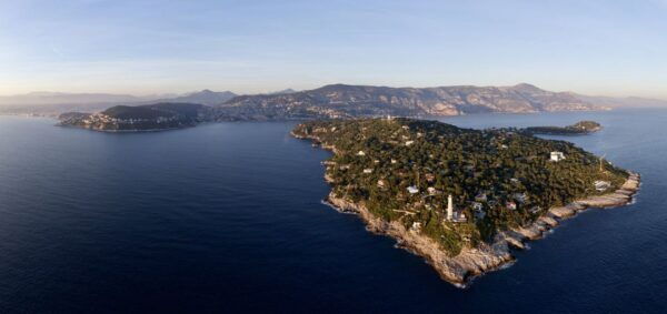 Nice: Speedboat Day Trip With Snorkeling in Villefranche Bay - Frequently Asked Questions