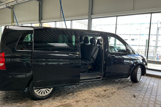 Nice to Marseille One Way Private Transfer - Viators Lowest Price Guarantee