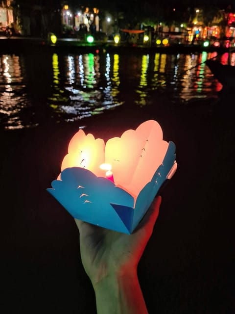 Night Boat Trip and Floating Lantern on Hoai River Hoi An - Highlights of the Lantern Release