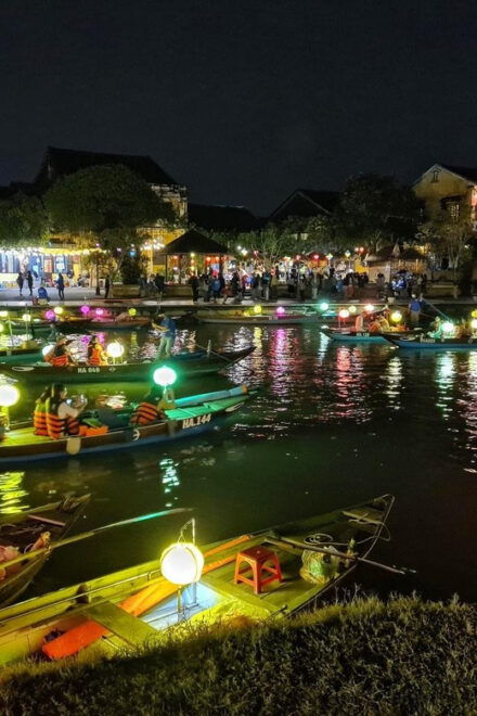 Night Boat Trip and Floating Lantern on Hoai River Hoi An - Included and Excluded Amenities