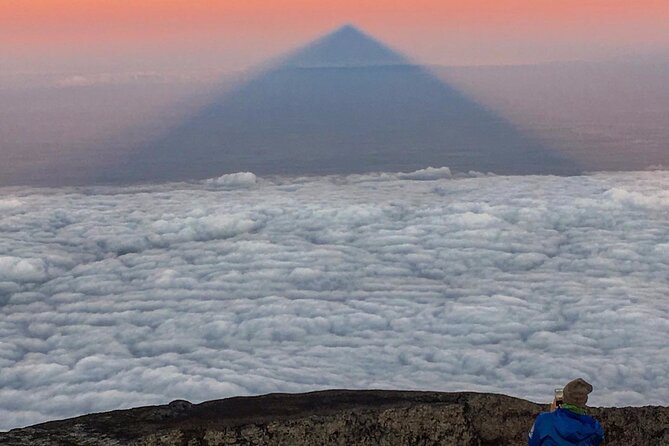 Night Climb to Pico Mountain in Small Groups - Certified Guides and Safety Measures