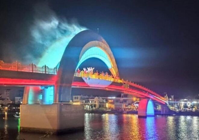 Night Cruise With Releasing Lanterns,Moonlight Bridge/Hoi an - Cultural Significance of Lanterns
