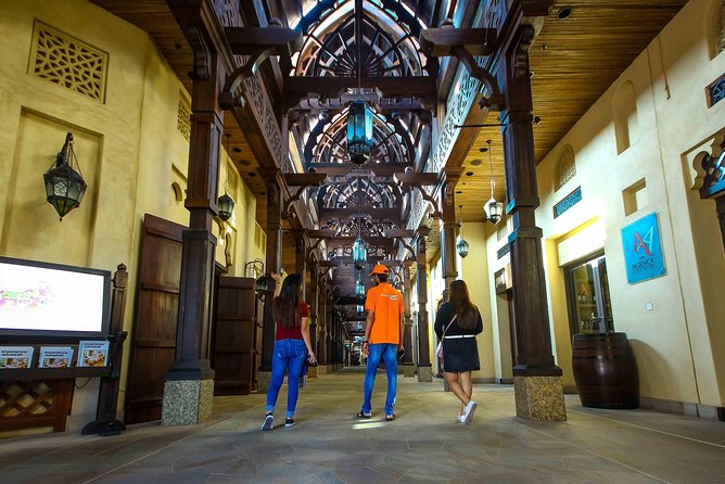 Night Dubai City Tour With Flying Cup - Complimentary Drinks and Popcorn Included