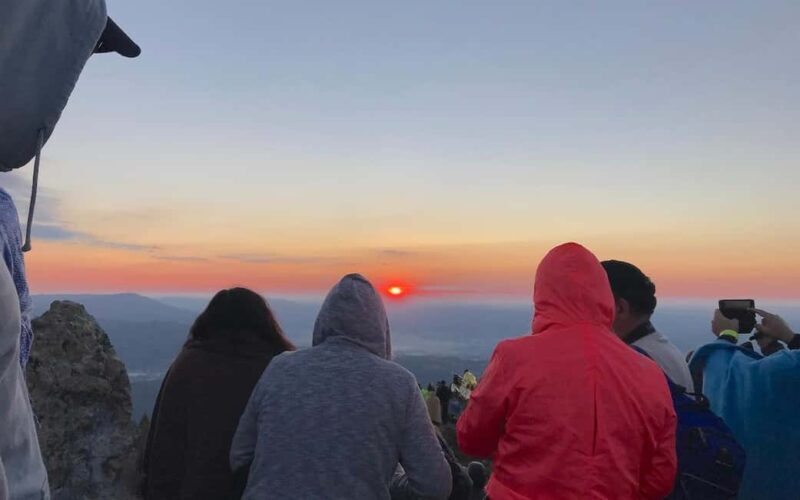 Night hike with guide to enjoy Marão mountain sunrise - Discovering Marão Mountain: The Experience in Detail