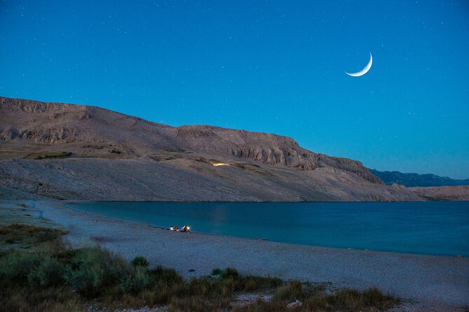 Night Hiking Life on Mars - Good To Know