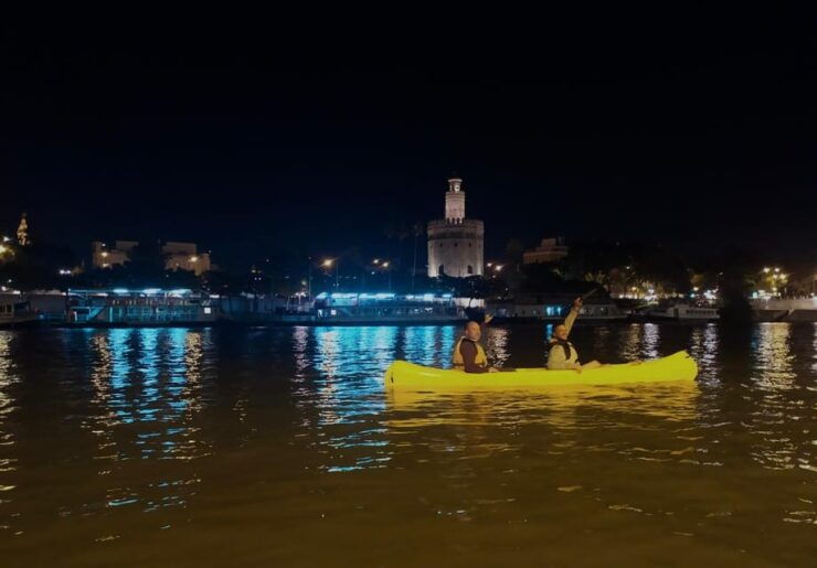 Night Kayak: Historic Seville, Triana and La Cartuja - Experience Highlights