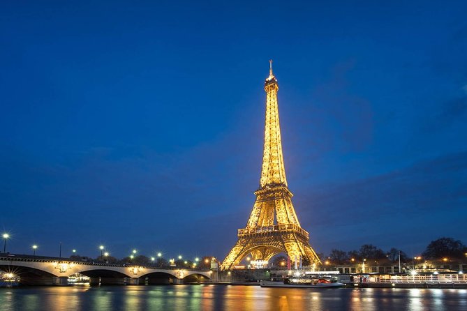 Night Paris / Duration 2h - From 1 to 6 Passengers - Nighttime Paris Experience