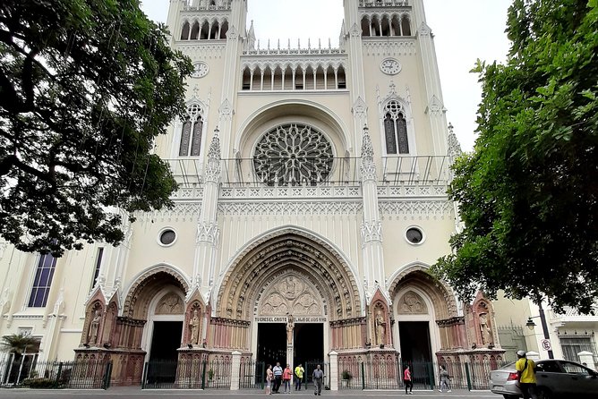 Night Tour in Guayaquil With Drinks at Frutabar - Tour Highlights