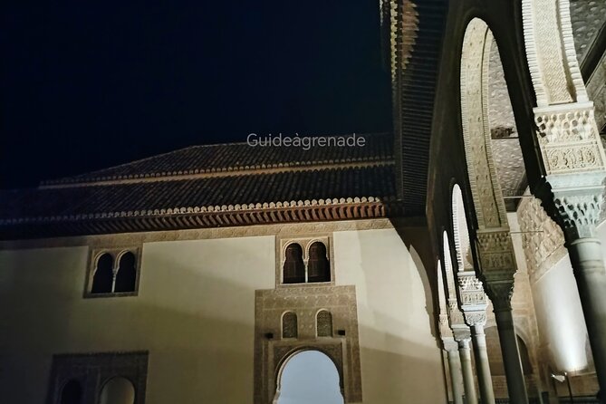 Night Tour of Alhambra and the Nasrid Palaces - Meeting Point and Start Time