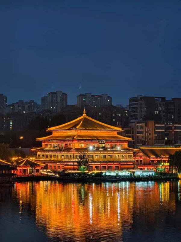 Night Tour of Xi'an - Good To Know