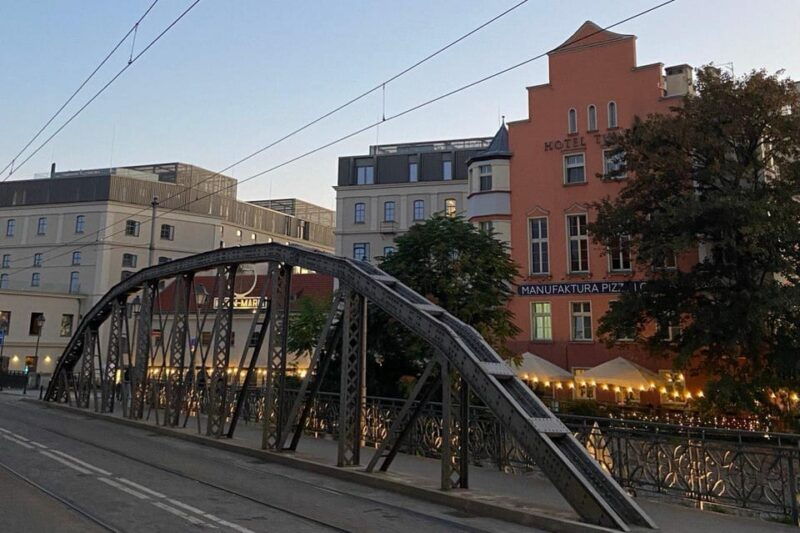 Night tour through Wroclaw - Why Consider a Night Tour of Wroclaw?