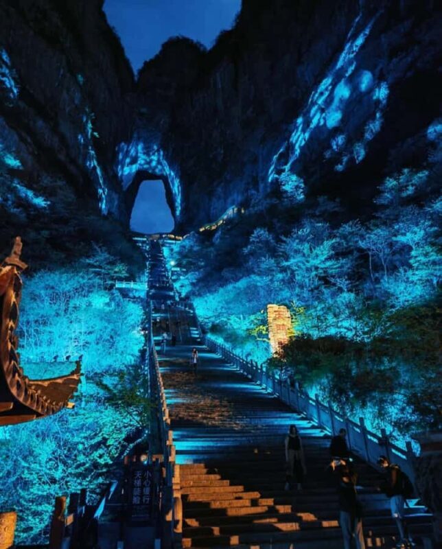 Night Tour to Tianmen Mountain :Skywalk & City Lights - A Practical Breakdown: What Makes This Tour Stand Out