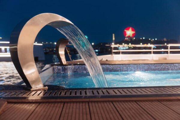 Night Trip - Sunset Dinner On Ha Long Bay By Saquila Yacht - Tips for a Memorable Trip