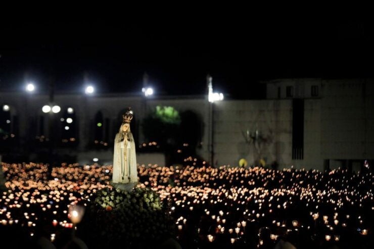 Night Trip to Fátima Candlelight Procession - Event Overview