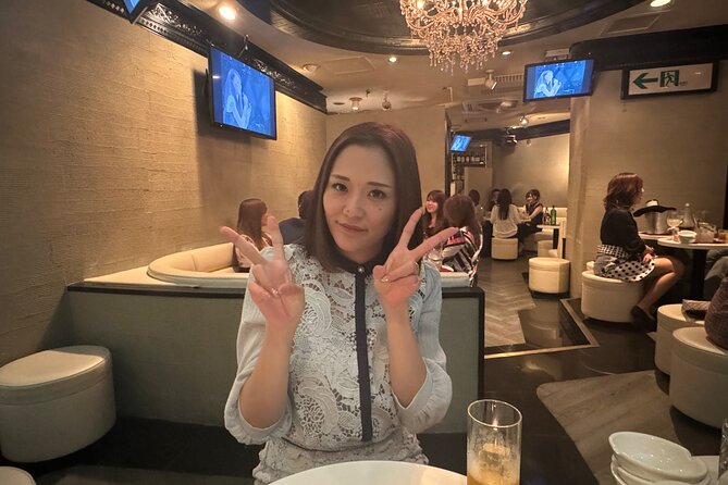 Nightlife Tour in Yokohama and Kannai With Bar Hopping and Drinks - Location and Meeting Point