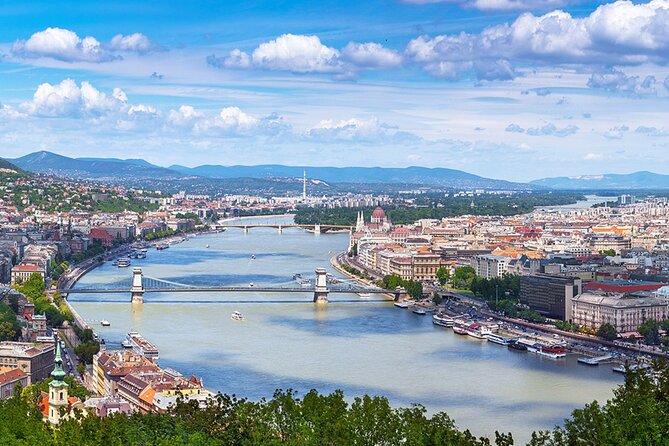 Nighttime Downtown Budapest Sightseeing Cruise - Price and Booking