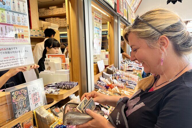 Nihonbashi Ningyocho Tour Seven Lucky Shrines and Treats - The Role of the Guide