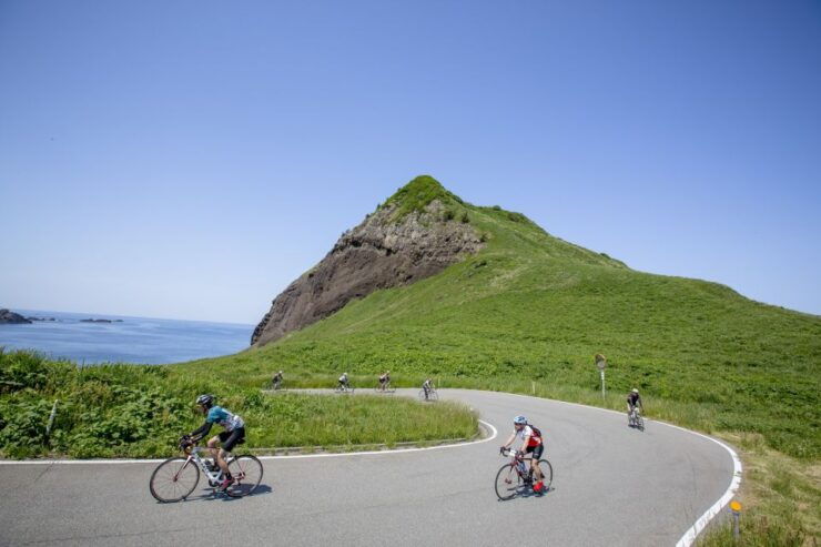 Niigata: Sado Island E-Bike or Crossbike Rental - About the Activity