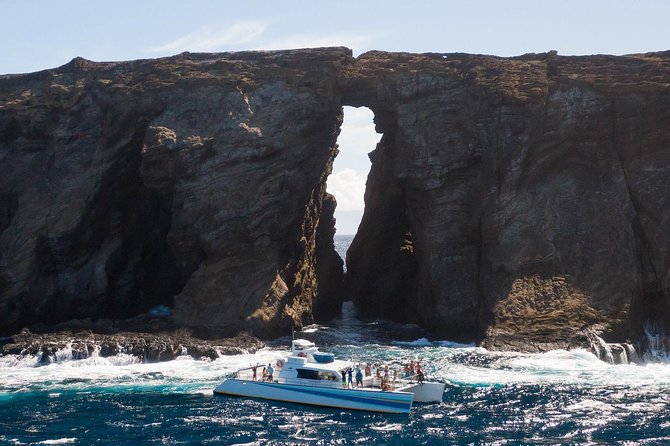 Niihau and Na Pali Coast Snorkel Boat Tour - Food and Beverages